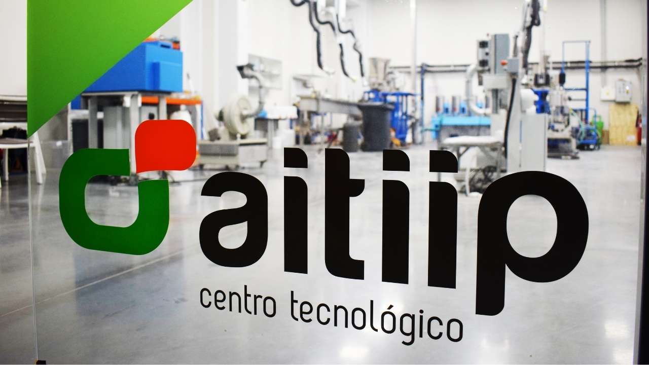 Laboratorio de validación tecnológica y desarrollo de I+D aplicada en el centro tecnológico Aitiip Centro Tecnológico enfocado en innovación industrial y economía circular.